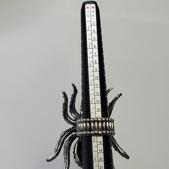 Spider Tarantula Pink Crystals Stretch Band Large Spider Charm Ring - Picture 12 of 12